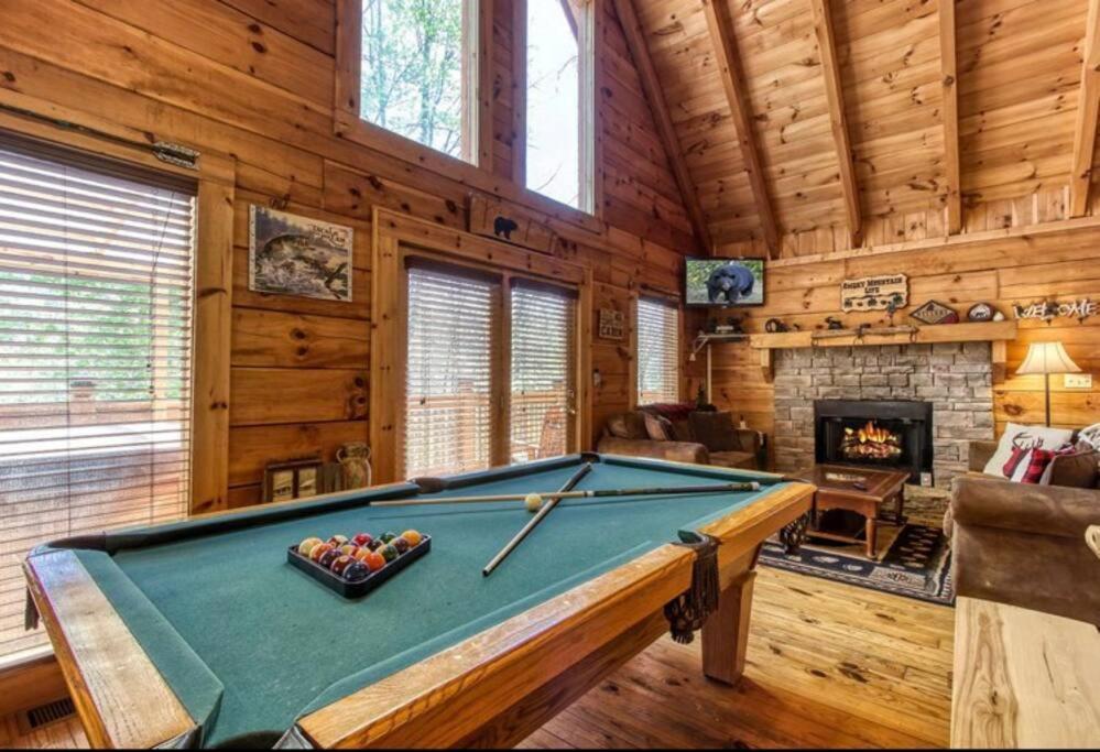 Lazy Bear Cabin セバービル エクステリア 写真